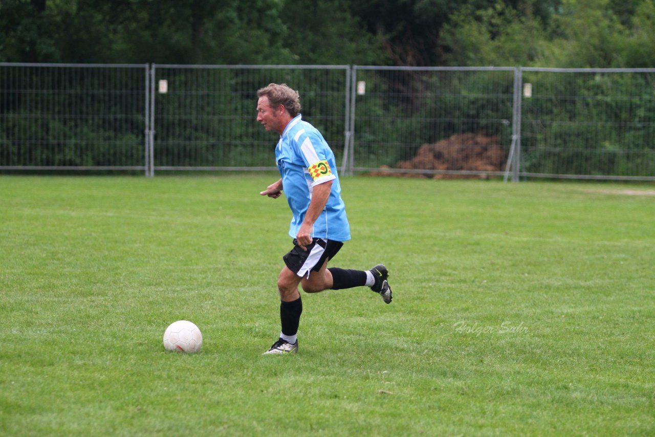 Bild 66 - Fussball